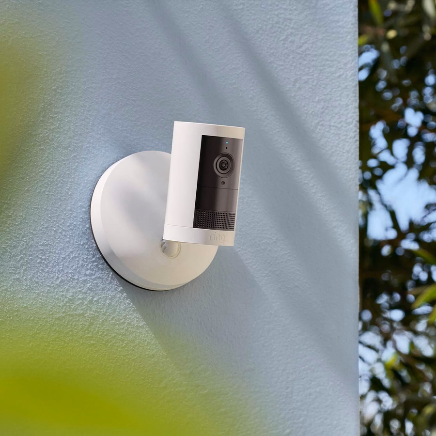 Outdoor Cam Plus - Retinal 2K を搭載